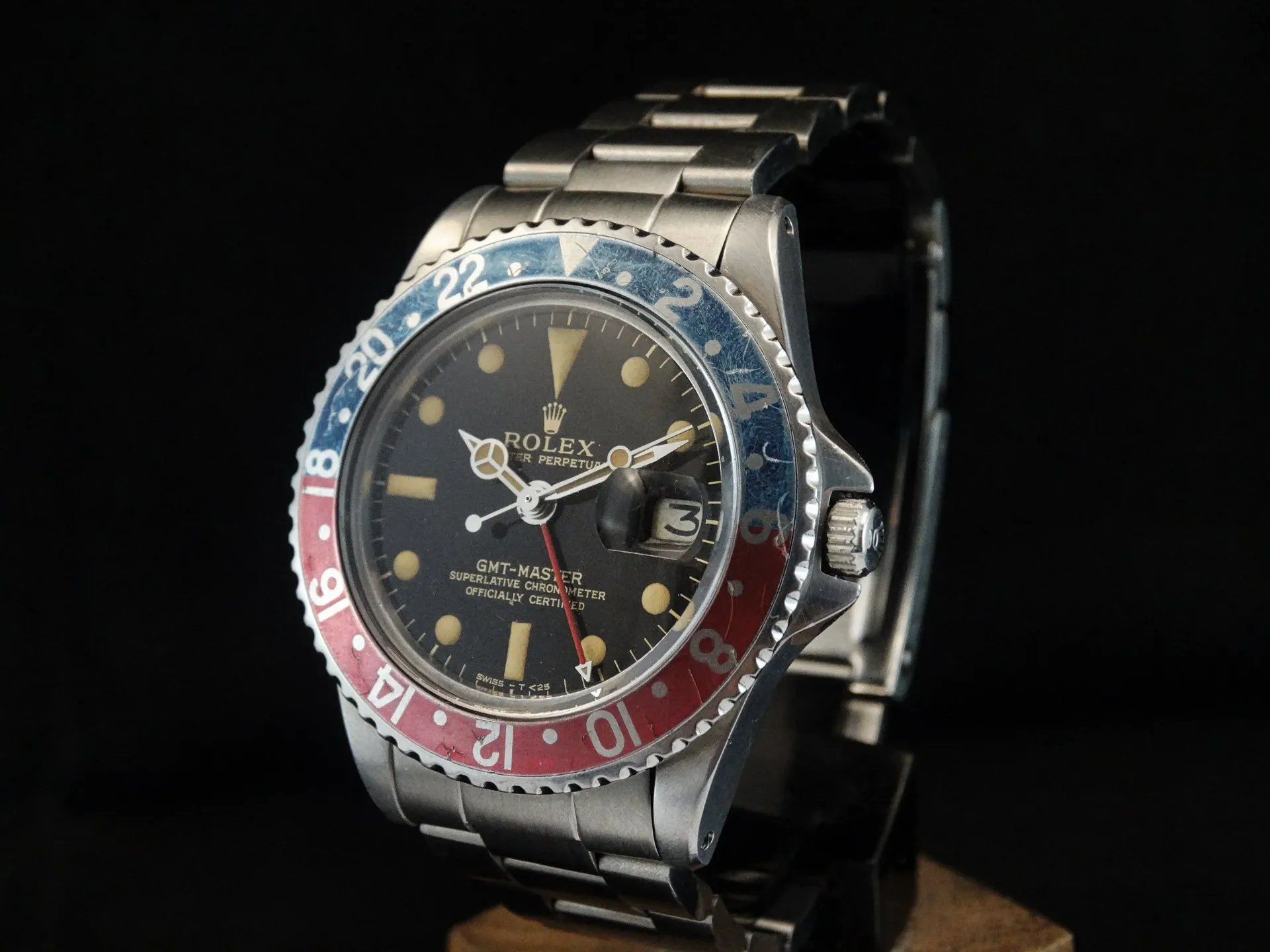 Rolex GMT-Master 1675 "Open Track Gilt"